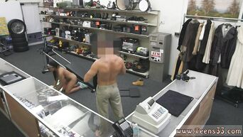 Sexual MILF fucked right in the gym