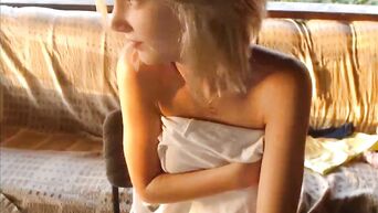 Teen blonde sex video chat in the yard