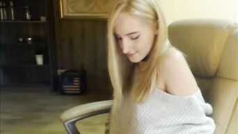 Masturbation from a chic blond close up