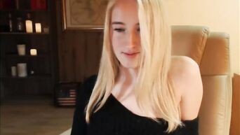 Blonde has fun and masturbates