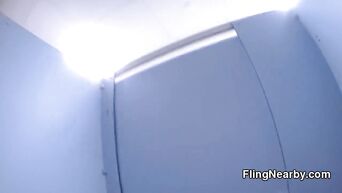 Titsjob in cabin for changing clothes
