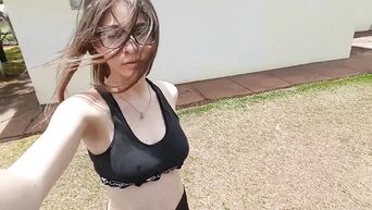 Public masturbation from young Latina