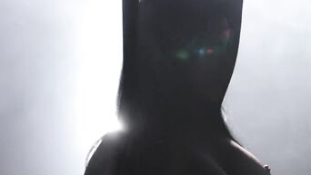 Markus Dupree trains latin maid