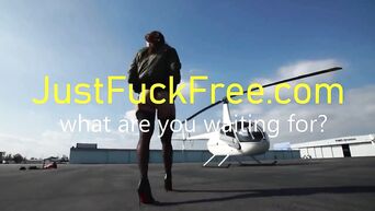 First orgasm from anal masturbation for webcam model