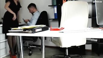 Boss fucks secretary - reality spy cam