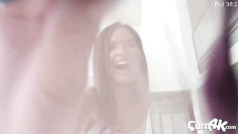 Elegant brunette gets full cunt of creampie