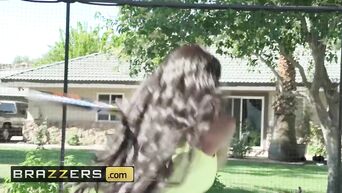 Bollboy fucks two glamorous MILFs on tennis court
