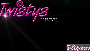 Glamor high heels lesbians Emily Addison & Kirsten Price