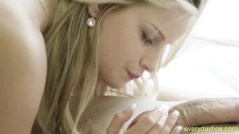 Gentle sensual Marry Queen cums