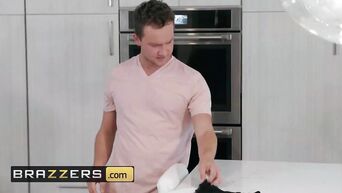 Big tits Raven Hart seduced new lodger