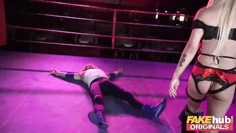 Adult wrestling Sophie Anderson
