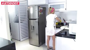 My new maid is a nympho