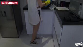 My new maid is a nympho
