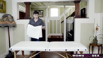 Step Siblings Give StepMom A Mothers Day Fuck S8:E4