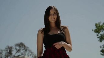 Young hottie Pepper banged by a big rod