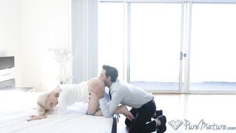 PUREMATURE Mature asisstant TRIES anal for better pay