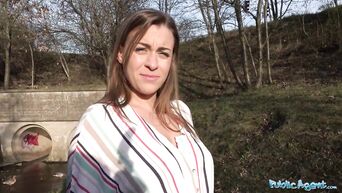 Public Agent Josephine Jackson exposes her big boobs and screws