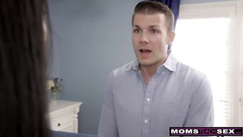 fucking my hot stepmom - \