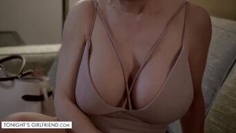 tonights girlfriend - dee williams is the cougar her client always wanted