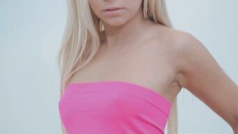 Fantastic Moments With Young Blonde