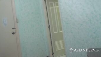 Amateur Asian porn: Fucks Thai whores