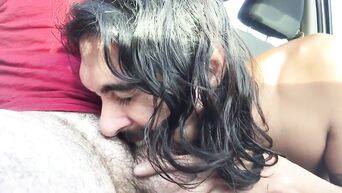 Homosexualist sucks big dick from taxi driver during trip
