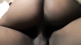 Homemade porn with black beauty, similar to Beyonce