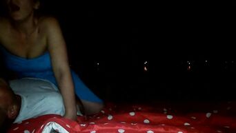 Amateur porn: Drunk sex on beach at night