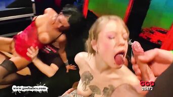 Gangbang, bukkake and double penetration into German girls