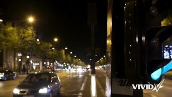Italian MILFs got drunk and staged threesome