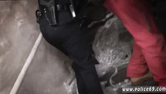 Black lick and police women - porn
