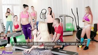 Hot threesome porn after fitness