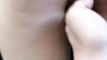 Asian schoolgirl in public toilet - real amateur Japanese video