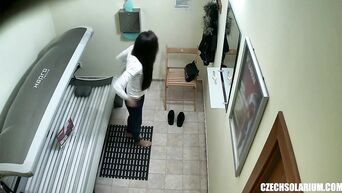 HQ spycam in solarium - solo girl