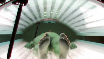 HQ spycam in solarium - solo girl