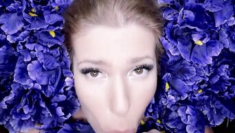 Flower fairy woke up to make blowjob for stranger with strong penis