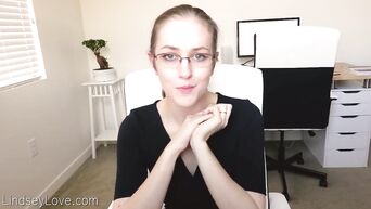 Anal masturbation from secretary in workplace