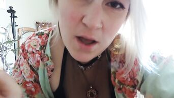 Fat Big Tits blonde masturbates hairy pussy
